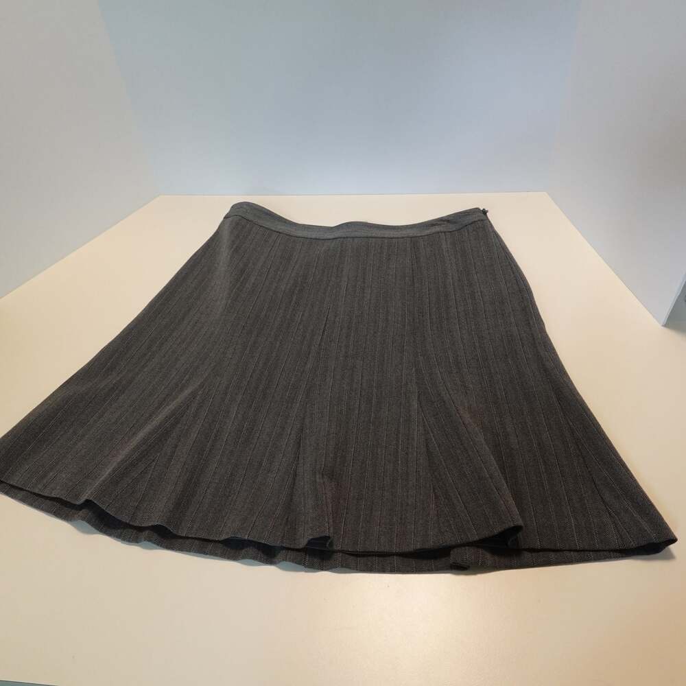 LOFT Ann Taylor Petites Gray Herringbone Pinstripe A-Line Skirt Size 6P